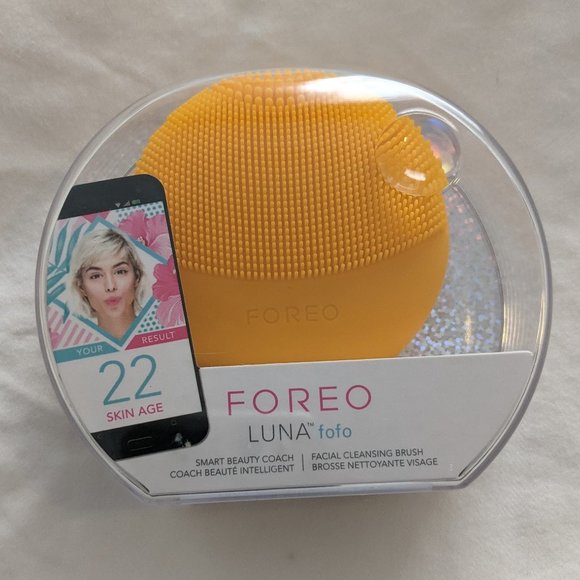 FOREO Luna Fofo Smart Cleansing Brush